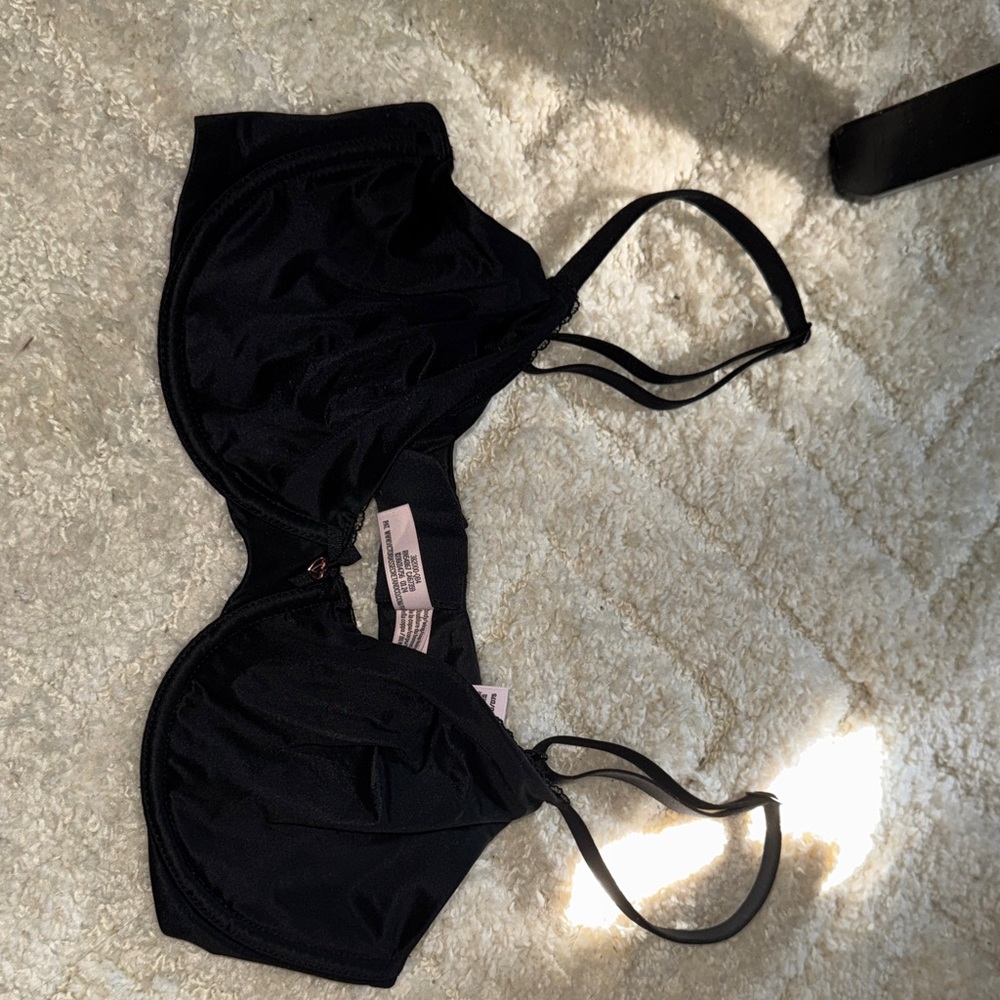 Victoria's Secret Black Underwire Bra